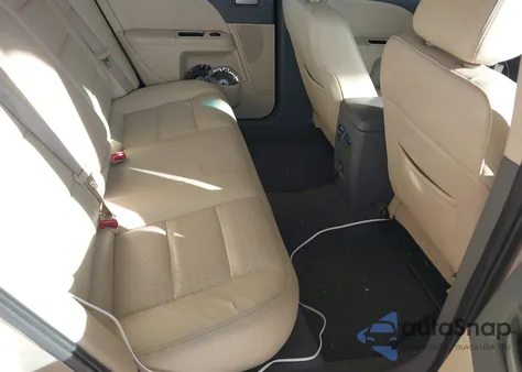 2008 Mercury Sable Premier z USA, uszkodzony, nr VIN 1MEHM42W78G615694